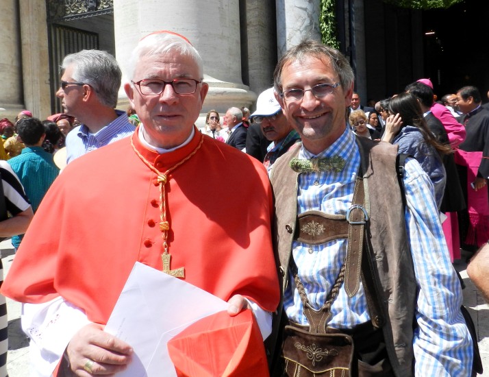 Der Erzbischof von Salzburg nach der Verleihung des Palliums durch Papst Franziskus