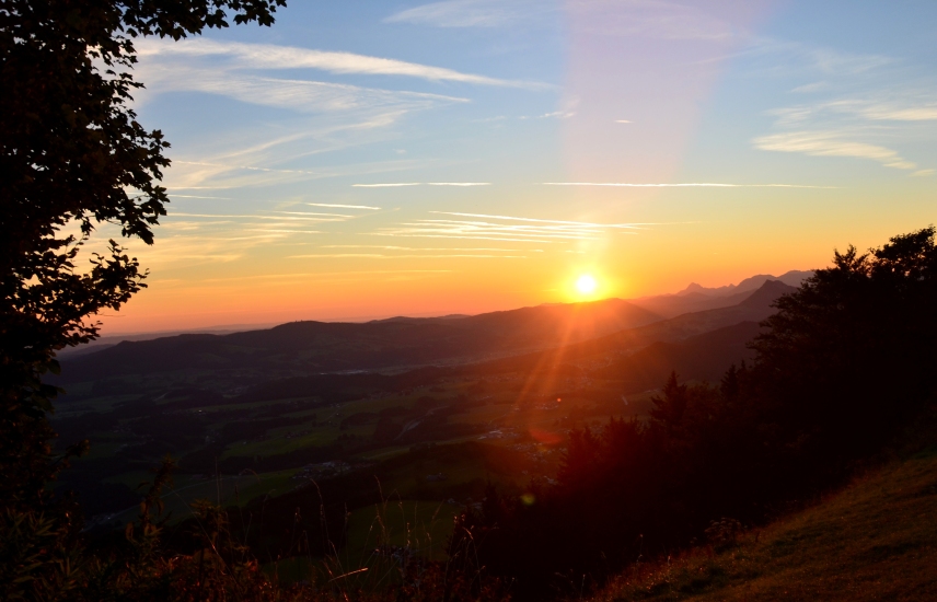 Sonnenaufgang am Gaisberg im August 